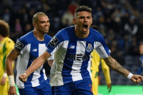 开云中国注册登录关于欧冠今夜再迎强敌；托特纳姆单刀错失；主帅态度：气氛紧张；资深球员宣示担当的信息